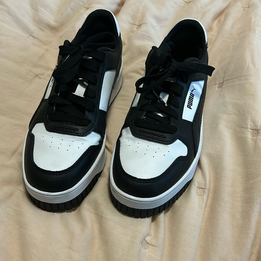 Puma Sneakers